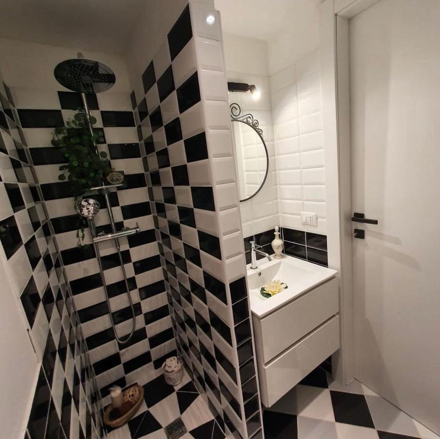 Casa Cimella, Un Nido Nel Cuore Del Porto Antico Cod Citra 010025-Lt-2629 Генуя Екстер'єр фото